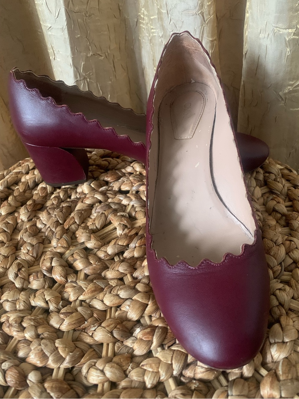 CHLOE Lauren Burgundy Lambskin Leather Scalloped Block Heel Pumps Size 37